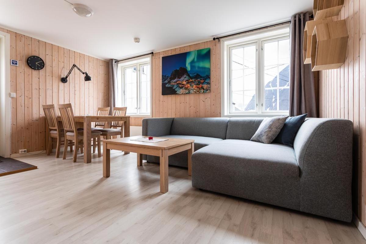 Eliassen Rorbuer Resort Reine