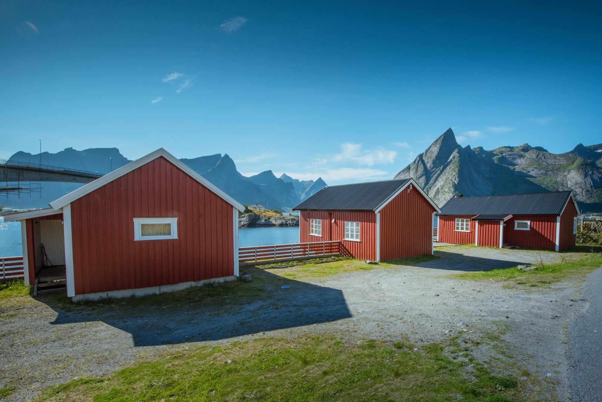Eliassen Rorbuer Resort Reine